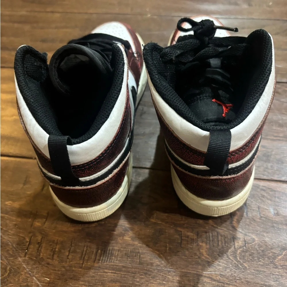 Nike High-Top Sneakers in White, Black & Red